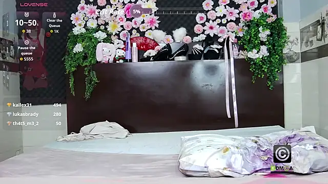 _Skitlstrynka_ Live XXX Chat