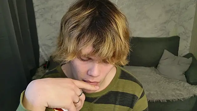 Bonnie_And_C1ydeのウェブカメラショー