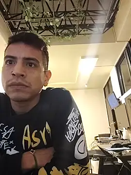 Chat XXX ao vivo de Juann-cock