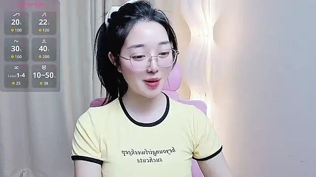 Miu-999 live XXX chat