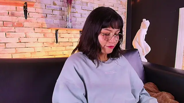 kitty_malach's Live XXX Chat