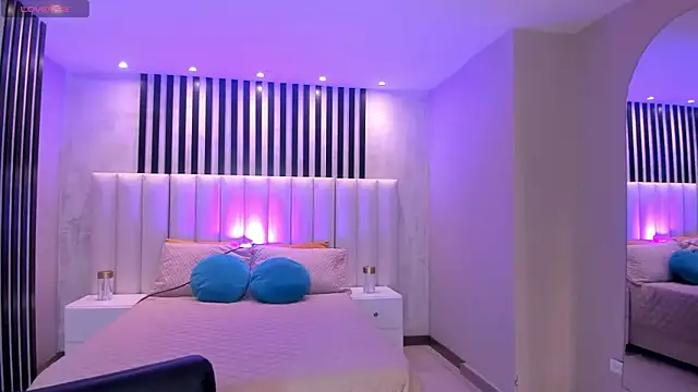 BellaConnorX Live XXX-chat