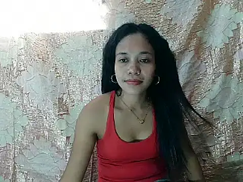 PinaySkinnyGirl live XXX chat