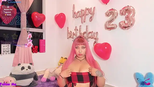 SophieRossi live XXX chat