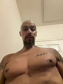 faces818のウェブカメラショー