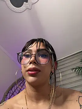 Samantha_Bernardon Webbikameraesitys