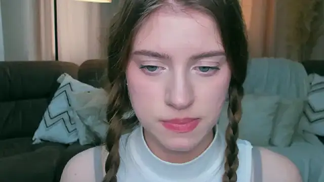 دردشة Erica_Kiss الجنسية المباشرة