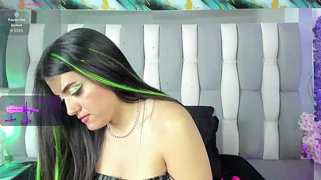 Živý XXX chat IsaDiiaz