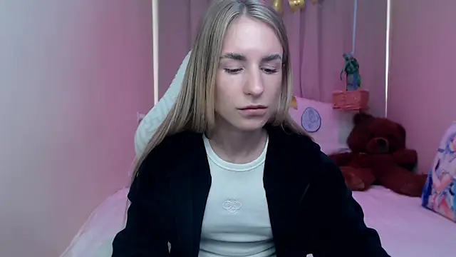 DeboraHorny's Live XXX Chat