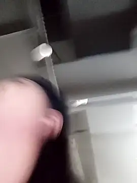 Pertunjukan Kamera Web CCAV217