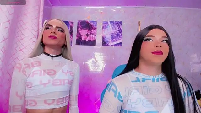 Kate_and_penny Pertunjukan Webcam