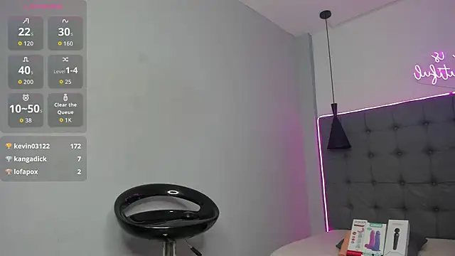 scarletcherry18 élő XXX-chatje