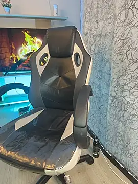 saracaball_'s Webcam Show