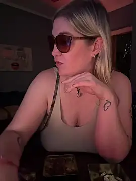 Granlady7: онлайн-секс-чат