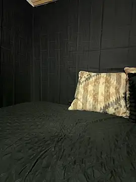 Rakiyahcharms webcam show