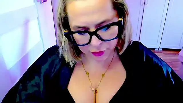 teaseDiana's Live XXX Chat