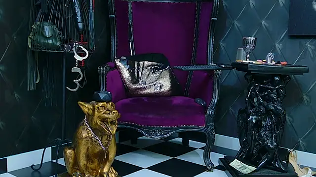 FinDomKaya: онлайн-секс-чат