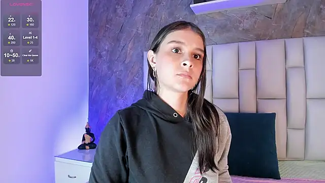 lya_gomez's Live XXX Chat