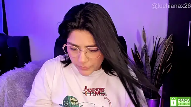 lucy26_ Live XXX-Chat