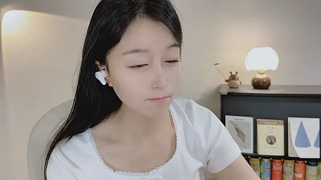 Onechestnut Live XXX Chat