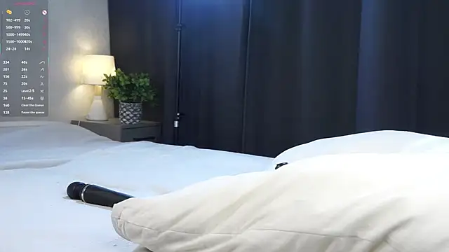 LettySlovacek's Live XXX Chat