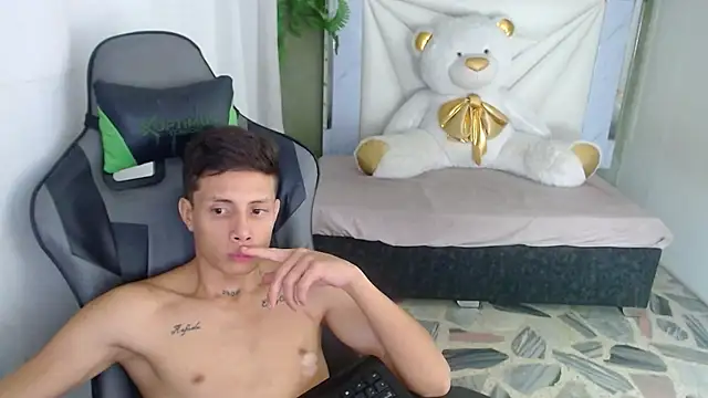 Chat +18 de Didi_hard ao vivo