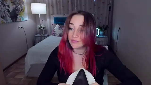 Chatroom XXX en direct de GraceRainbow