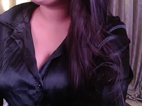 Sexy_Myra18: απευθείας συνομιλία ΧΧΧ