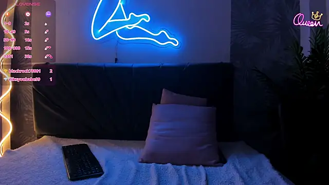 EVANGELIINE_TAY: απευθείας συνομιλία ΧΧΧ