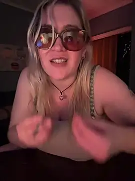 Granlady7 live XXX chat