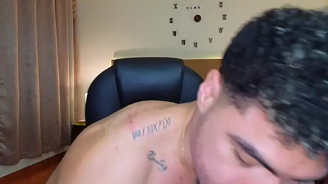 Chatroom XXX en direct de Steven_Velez