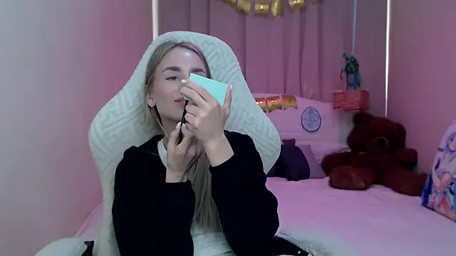 แชท XXX สดของ DeboraHorny