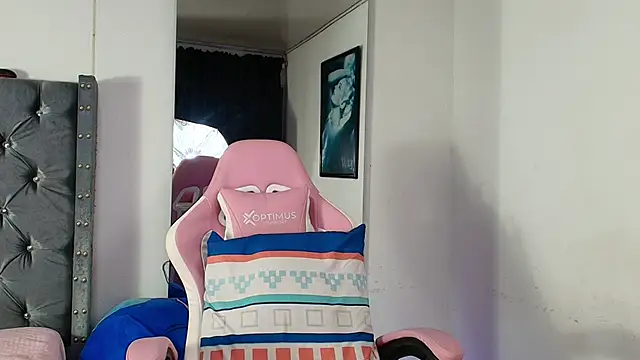 Chat +18 de GraceWallace_ ao vivo