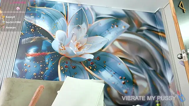 rouxinferno_cr élő XXX-chatje