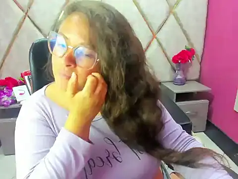 Chat +18 de Sarah_Boobs_ ao vivo