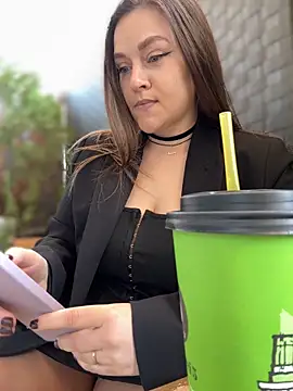 CrazyTori's Live XXX Chat