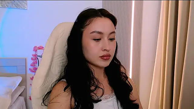 Ann__Cute Chat XXX live