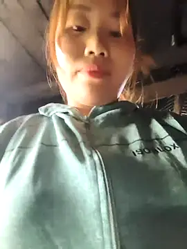 he-se-kin live XXX chat