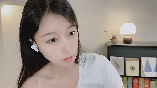 Onechestnut Chat XXX in diretta