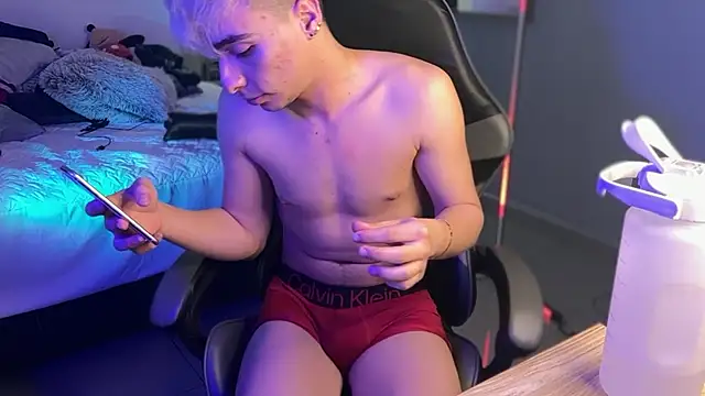 zamir333 Show in webcam