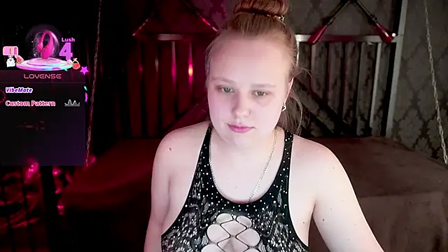 CrystallPaws' Live XXX Chat