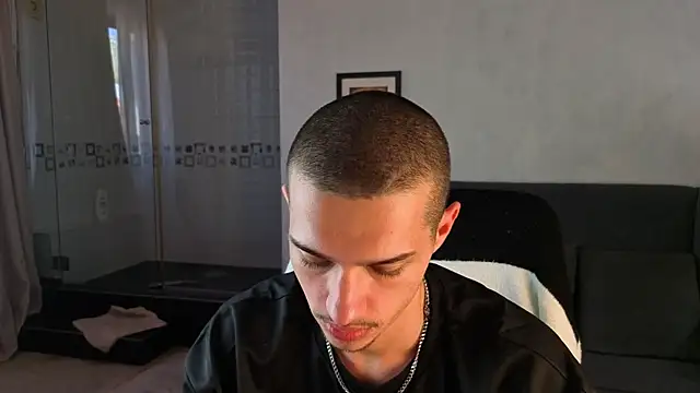 KaydenDrew élő XXX-chatje