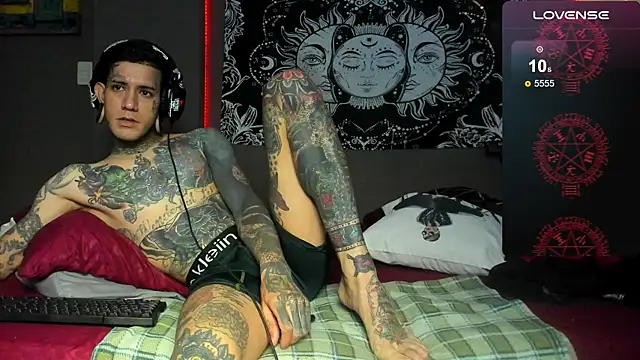 jhonny__ackerman's Live XXX Chat