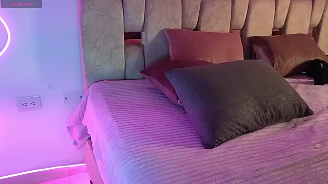 Petitte_Mussa Adlı Modelin Canlı XXX Sohbeti