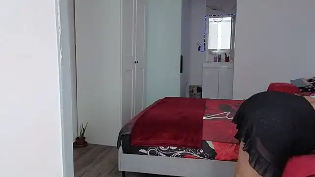 Онлайн чат XXX HotSpicyGujju