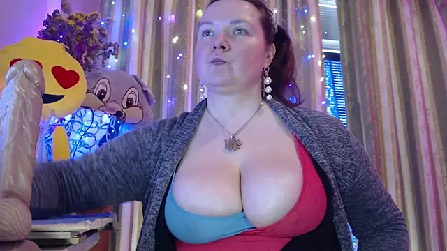 amorelara Chat XXX live