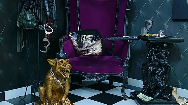 FinDomKaya: онлайн-секс-чат