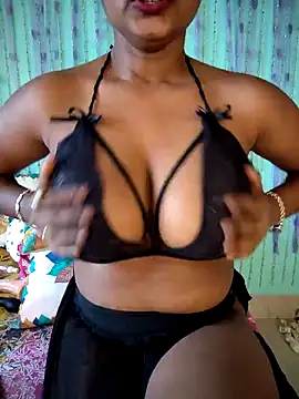 Ishu_Lovee Show in webcam