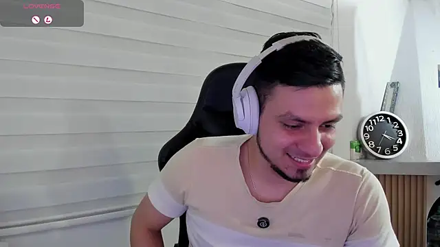 Rick_Adams: διαδικτυακό σόου στην κάμερα