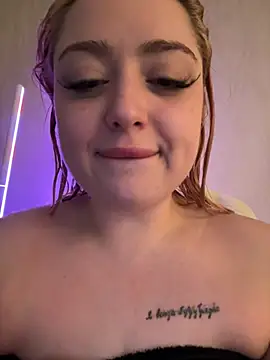 KellyMoors – Naživo XXX chat